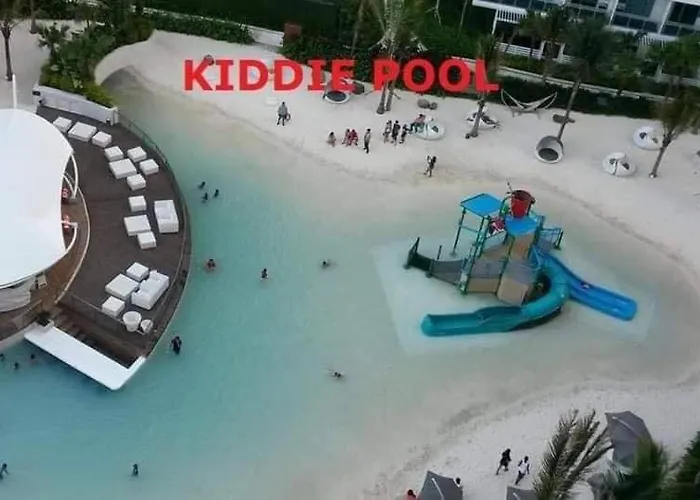 Azure A6 Beachpool With Balcony Wifi Near Mall Airport