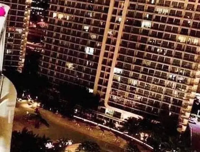 Azure A6 Beachpool With Balcony Wifi Near Mall Airport Manila