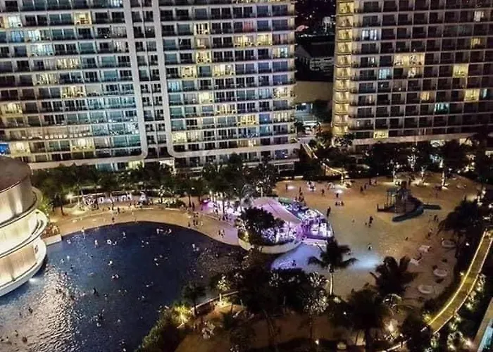 Apartment Azure A6 Beachpool With Balcony Wifi Near Mall Airport Manila