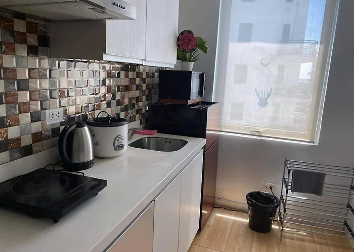 Azure A6 Beachpool With Balcony Wifi Near Mall Airport * Manila