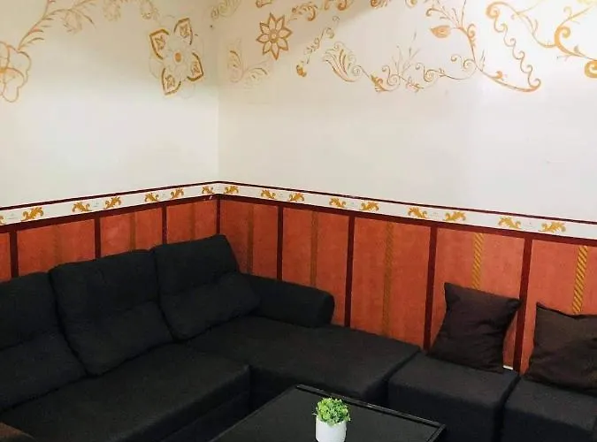 Azure A6 Beachpool With Balcony Wifi Near Mall Airport Apartment Manila