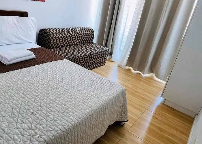 Apartment Azure A6 Beachpool With Balcony Wifi Near Mall Airport