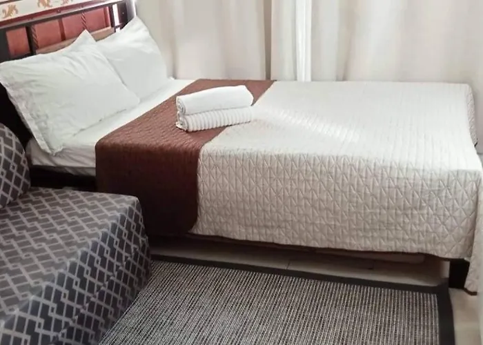 Azure A6 Beachpool With Balcony Wifi Near Mall Airport Apartment Manila
