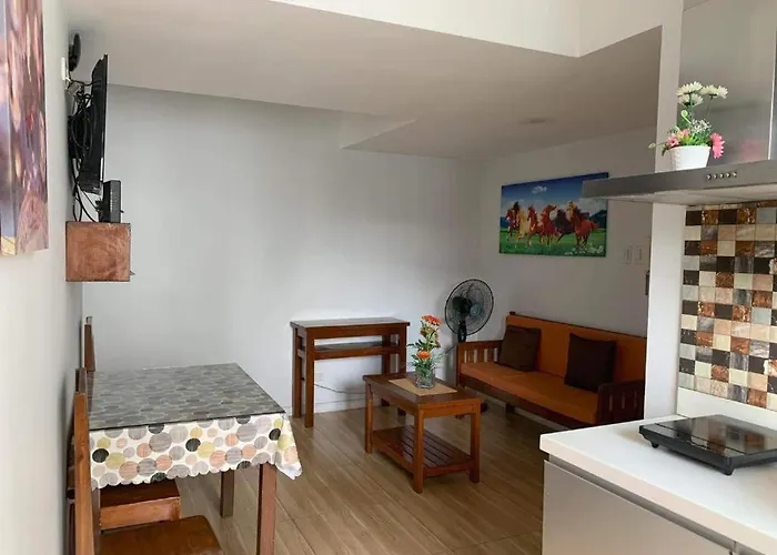 Azure A6 Beachpool With Balcony Wifi Near Mall Airport Apartment *